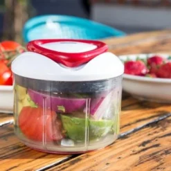 Zyliss Easy Pull - Universalhacker 23 Zyliss Easy Pull - Universalhacker -STAUB shop 220 E910015U Easy Pull Lifestyle 4