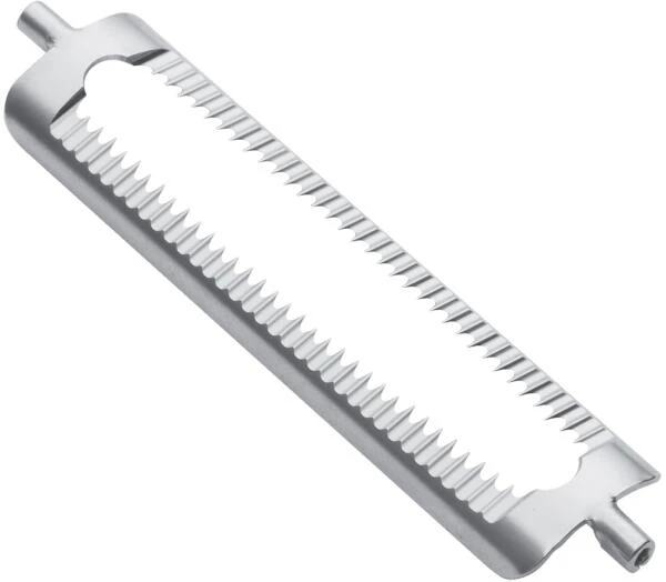 Triangle Vertikalschäler Rot, Gezahnte Klinge 4 Triangle Vertikalschäler Rot, Gezahnte Klinge - Image 4