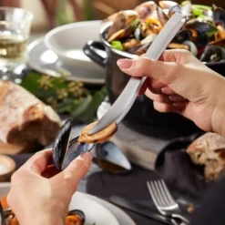 Triangle Gourmetpinzette Im Geschenkkarton 13 Triangle Gourmetpinzette Im Geschenkkarton -STAUB shop 224 5049619 v04 web