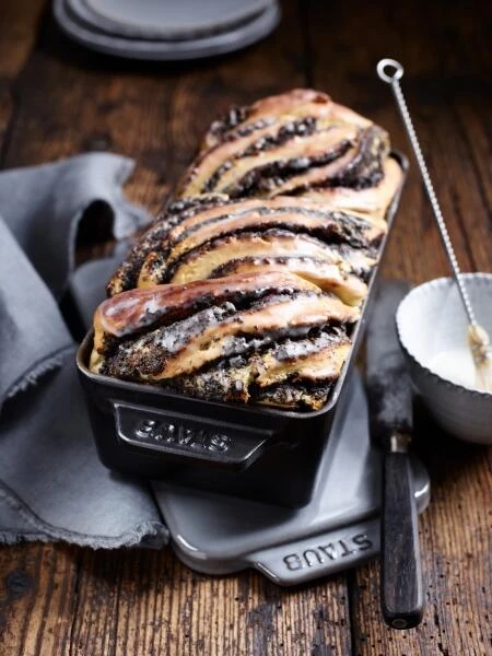 Staub Backform Aus Gusseisen In Schwarz 2 Staub Backform Aus Gusseisen In Schwarz - Image 2