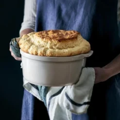 Appolia Soufflé Topf Rund, 22 Cm In Blau -STAUB shop Appolia Moule souffle ecru 60718 PIXEL BECHAMEL 1