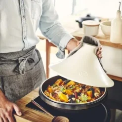 Emile Henry Tajine Delight In Ardoise -STAUB shop EH 6632 Life Delight Tajine Tagine Kitchen2 V min