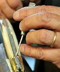 Forge De Laguiole Tafel- Und Steakmesser In Ebenholz/ Edelstahlkappen Glänzend Set Mit 2 Messern 8 Forge De Laguiole Tafel- Und Steakmesser In Ebenholz/ Edelstahlkappen Glänzend Set Mit 2 Messern -STAUB shop Fertigung Ambiente 1 4