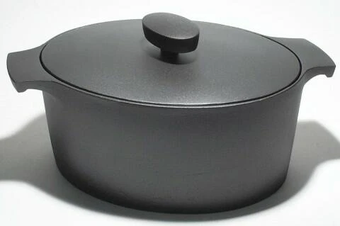 Hoffmann Metallgefäße Gusseisenbräter Konus Aus Dem Atelier Hoffmann 1 Hoffmann Metallgefäße Gusseisenbräter Konus Aus Dem Atelier Hoffmann