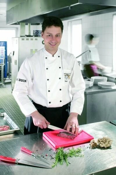 Dick Fleischgabel, Geschmiedet In Schwarz 2 Dick Fleischgabel, Geschmiedet In Schwarz - Image 2