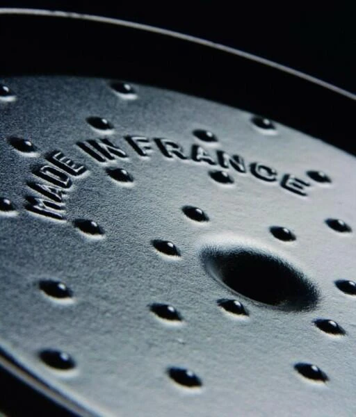 Staub Cocotte Rund Aus Gusseisen In Zimt 22, 20 Cm/ 10 Cm/ 2,6 Liter 4 Staub Cocotte Rund Aus Gusseisen In Zimt 22, 20 Cm/ 10 Cm/ 2,6 Liter - Image 4