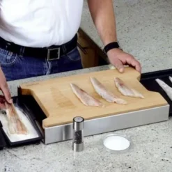 Schneidbox Mit Bambus-Brett -STAUB shop Schneidbox 5 l