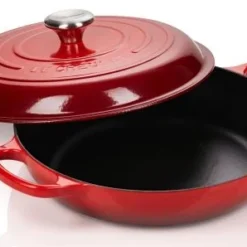Le Creuset Gourmet-Profitopf Signature In Kirschrot (schwarze Innen-Emaille)